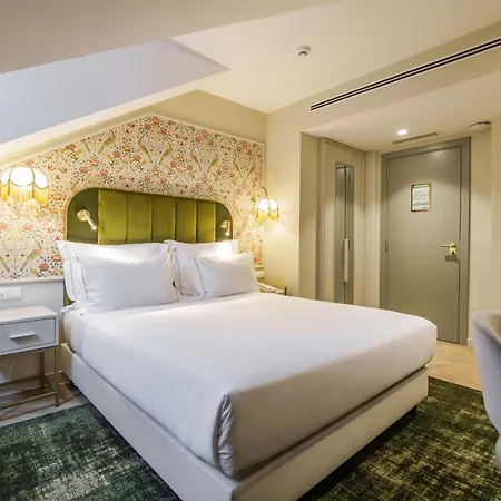 Olympia Lis Boutique Hotel